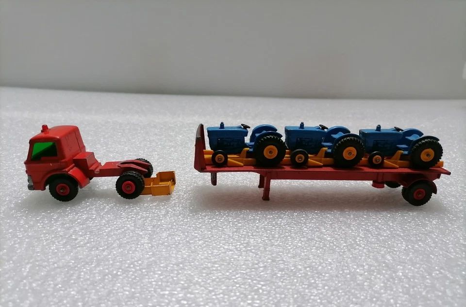 Ford Trucktor + Transportador Tansker - Caja de fósforos de colección tamaño King Inglaterra 1960 Foto 3 de 4