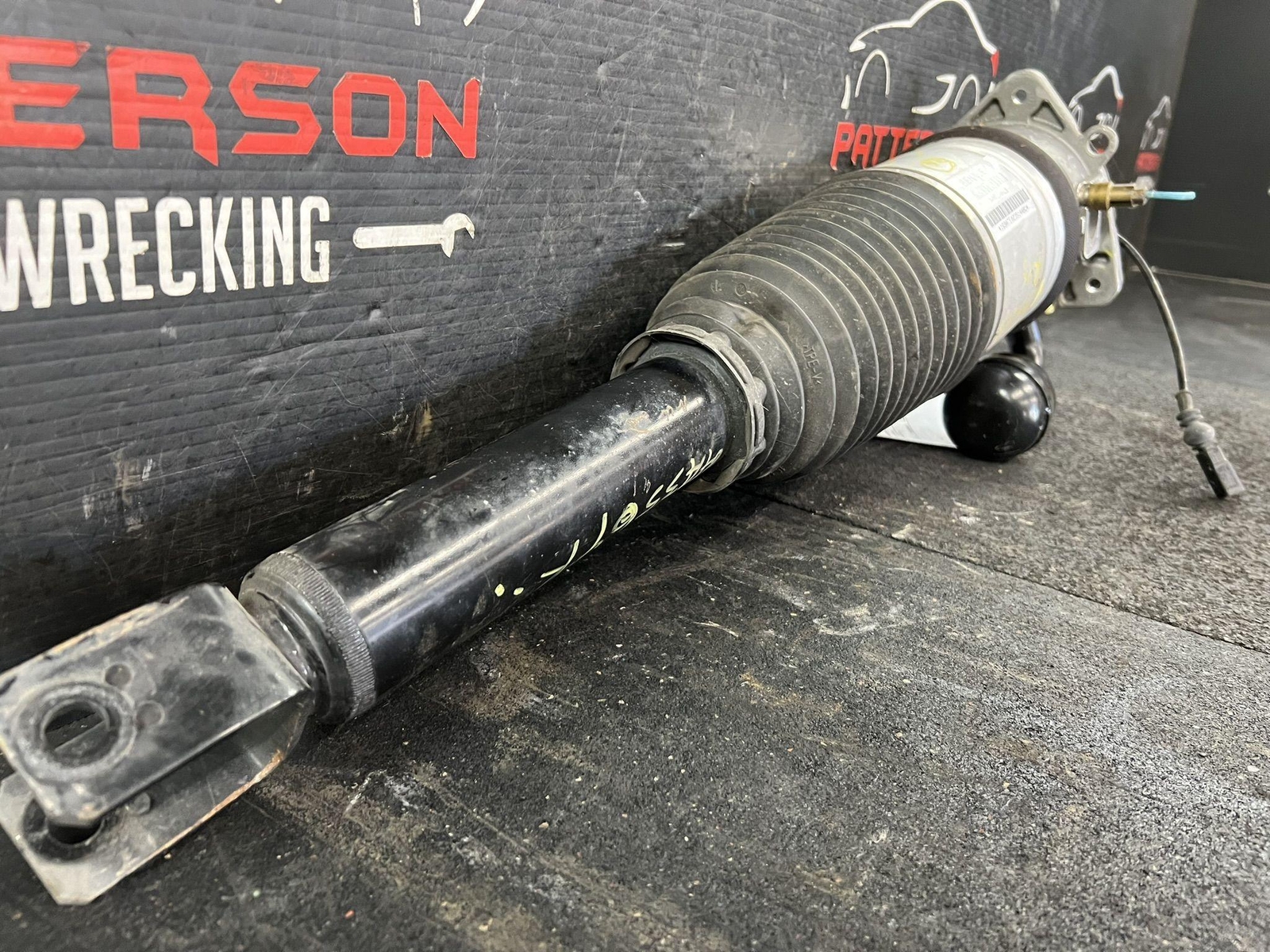 03-12 BENTLEY CONTINENTAL REAR PASSENGER RIGHT AIR RIDE STRUT SHOCK 3W0616002B