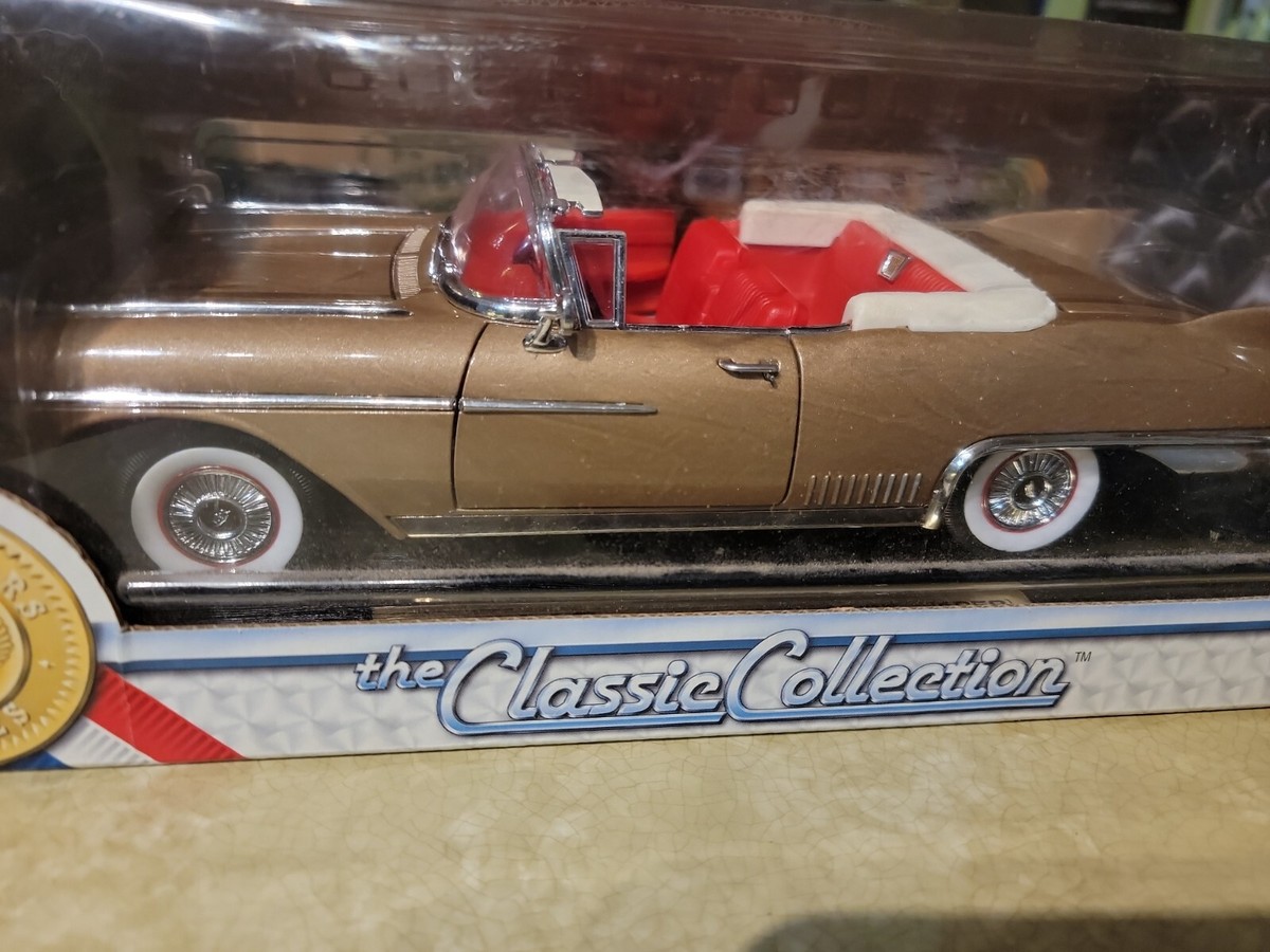 Cadillac Eldorado Biarritz 1958 　1/18 Certified Collection Classics Cadillac Eldorado Biarritz 1958 1:18
