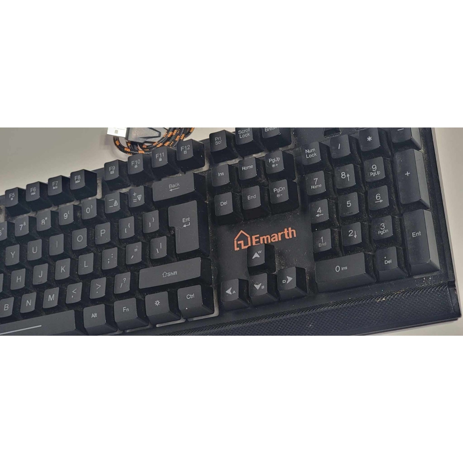 EMARTH Model No. EM-601 Light-up Keyboard Silent Keys