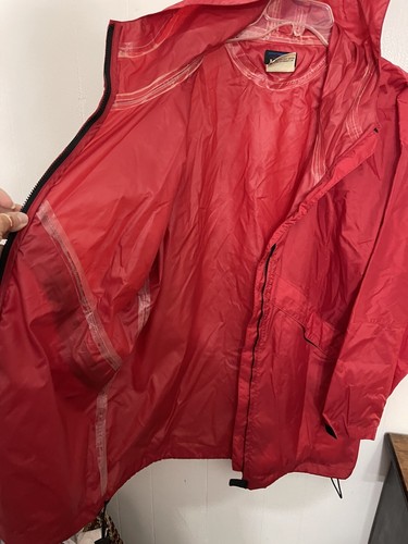 L.L. Bean LT red rain jacket vintage men’s - Picture 4 of 5