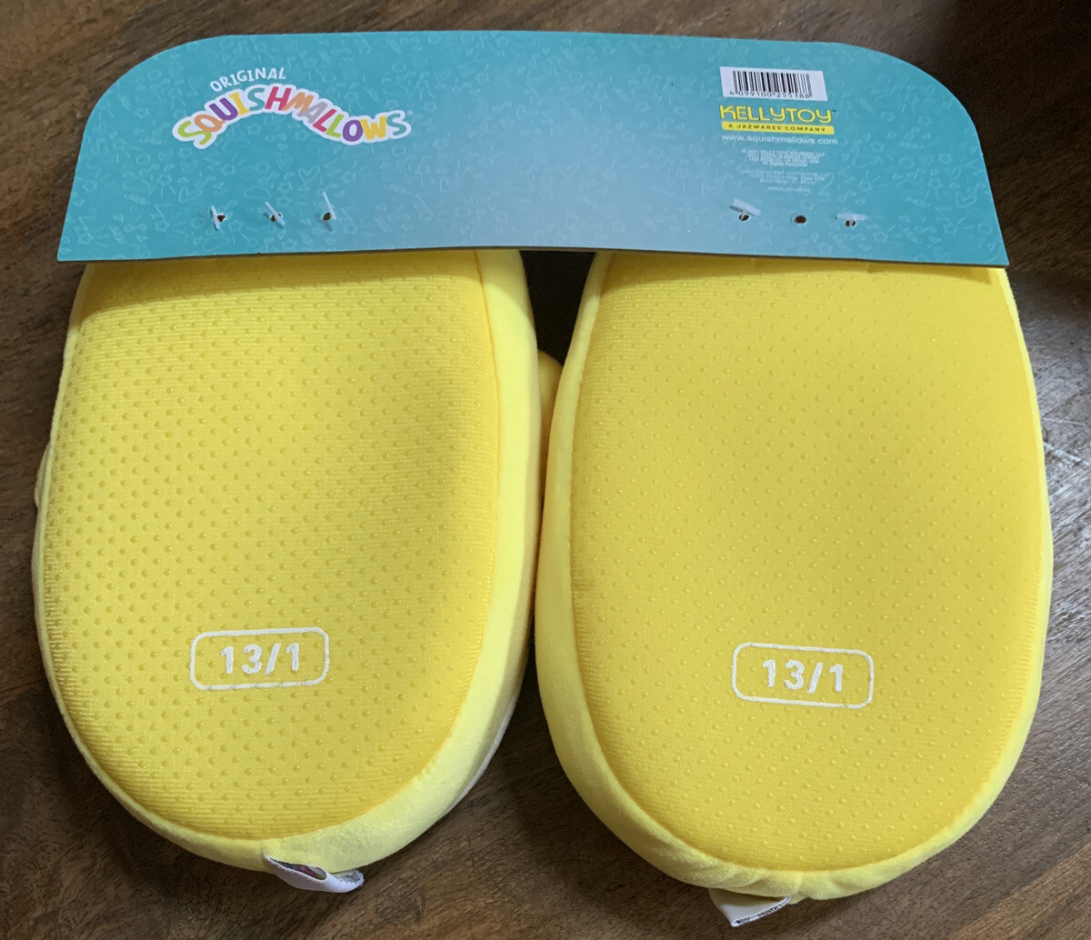 PANTOFOLA D’ORO Pantofole Squishmallow Bambini Chandler Lo Squalo Giallo Taglia 13 1 Nuove Con Etichette