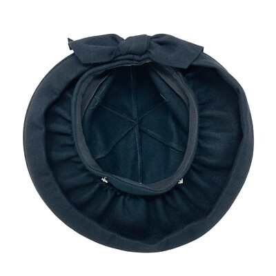Vintage 1940s Black Wool Round Bow Hat With Arrow Brooch  display picture 2