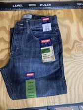 Wrangler Jeans Co Straight Fit Men  s 30x30 Dark Wash Denim NWT