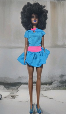 Fashionista African American Barbie Afro Beauty 90's Blue Dress & Blue Lips C164