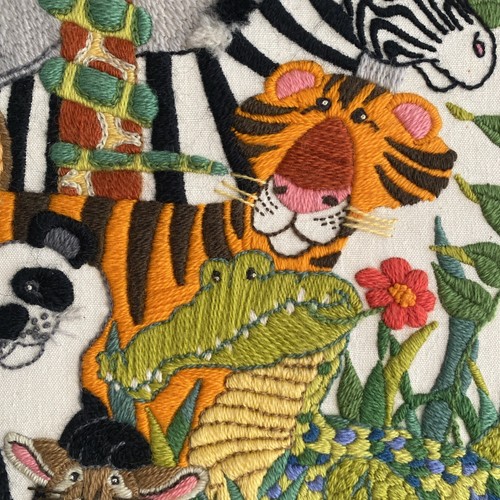 Vtg Framed 70s Animal Kingdom Lg Crewel Embroidery Completed Creative Dim. #1135 - Picture 5 of 15