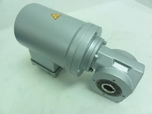 186070 New-No Box; Multivac 105936348 Servo Motor; 370W; 230/400V; 65-50Hz