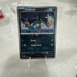 Trubbish (Master Ball Pattern) 059/086 Sv: White Flare Holo