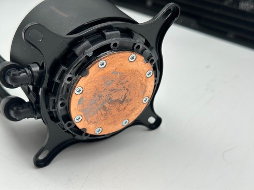 NZXT - Kraken ELITE 360mm liquid cooler READ - Zdjęcie 5 z 8