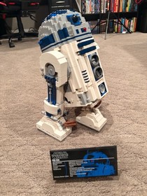 LEGO Star Wars: R2-D2 (10225) 