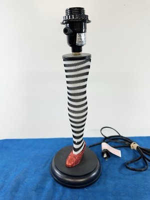 Wizard Of Oz Wicked Witch Of The East Leg Lamp Turner Entertainment E24