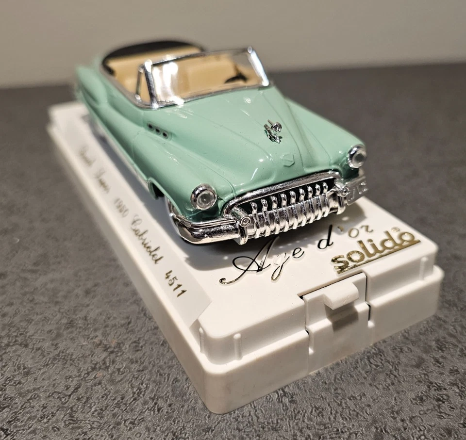 Coche de juguete fundido a presión Solido 1950 Seafoam Buick Super #4511 escala 1:43 Foto 4 de 4