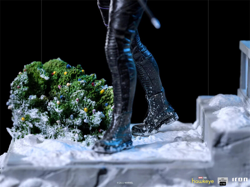 IRON STUDIOS 1/10 Kate Bishop Hawkeye Action Figure Statue