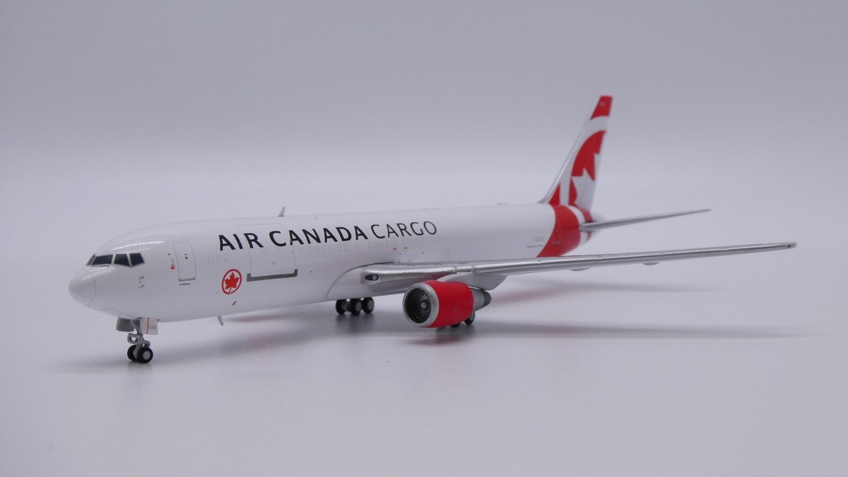 Air Canada Cargo B767-300ER(BDSF) Reg: C-GDUZ JC Wings 1:400