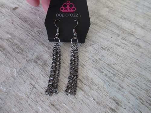 Paparazzi: Dangle Pierced Earrings Lot - 10 Pair Beaded, Rhinestone, Chain, Hoop - Picture 11 of 22