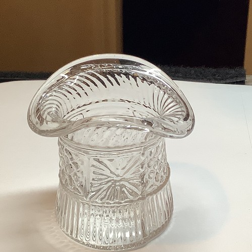 Boston & Sandwich Blown Glass Hat Form Open Salt Cellar Dips circa 1825