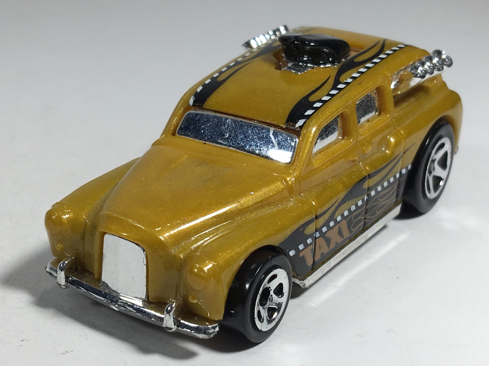 Hot Wheels 2007 Cockney Cab II Metalflake Gold Taxi Rods Series Malaysia Loose