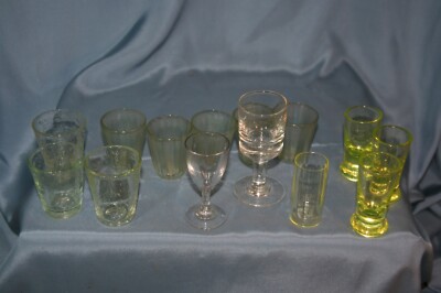 VERRES ANCIENS A Liqueur - Lot De 5 Petits Verres A Pied Lot 5 Verres Vintage EUR 25,00