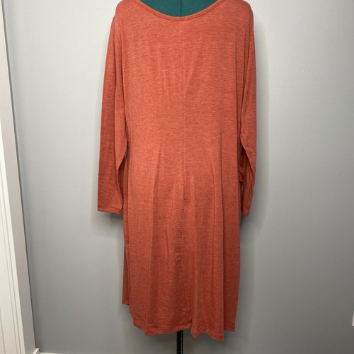 Women’s Old Navy Maternity Dress - Picture 2 of 4