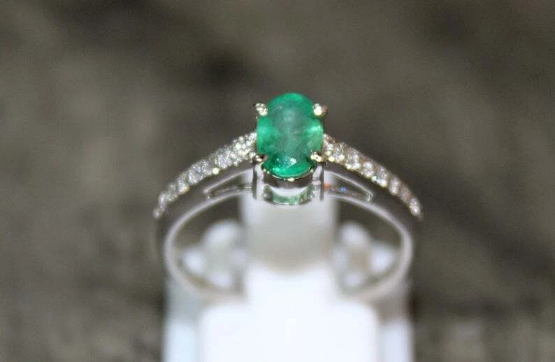 Smeraldo Anello di Fidanzamento 0.9 KT Promessa Argento Naturale - Immagine 3 di 4