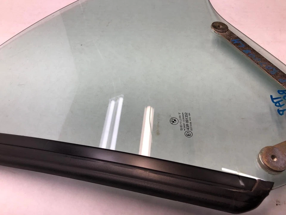 1994 1995 BMW 325I E36 * Convertible Left Driver Side Rear Quarter Window Glass - Image 4 of 4