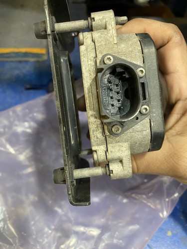 Adaptive Cruise Control Speed Sensor 68199454AE for 15-16 Chrysler 300 3.6L 5.7L - Picture 3 of 10