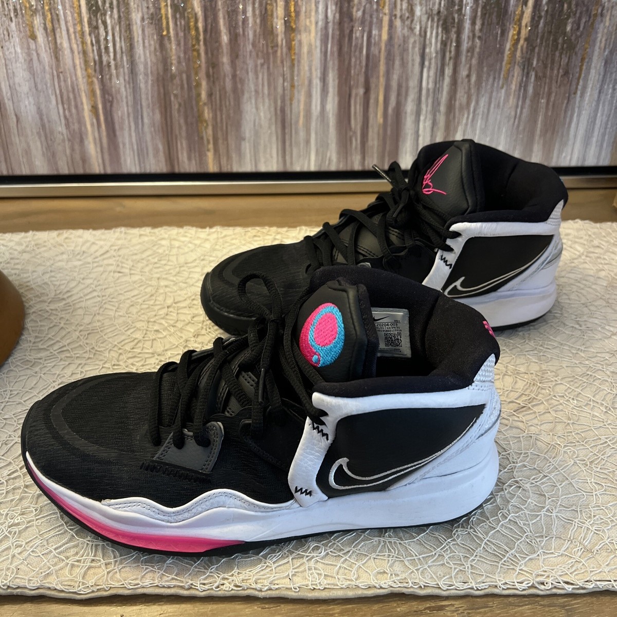 Nike Kyrie Infinity 8 Men's Size 8 South Beach Athletic