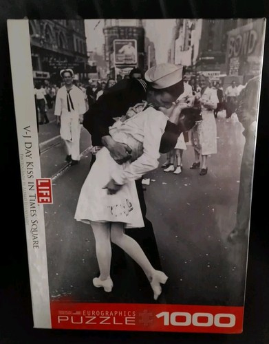 Jigsaw Puzzle Life Magazine V-J Day Kiss in Times Square 1000 Piece New Sealed