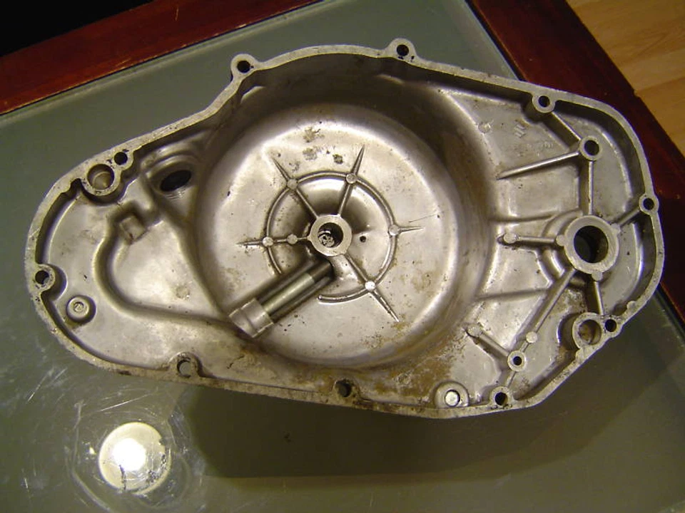 Suzuki TM400  Right Side Engine Cover Clutch TM 400 - Image 4 of 4