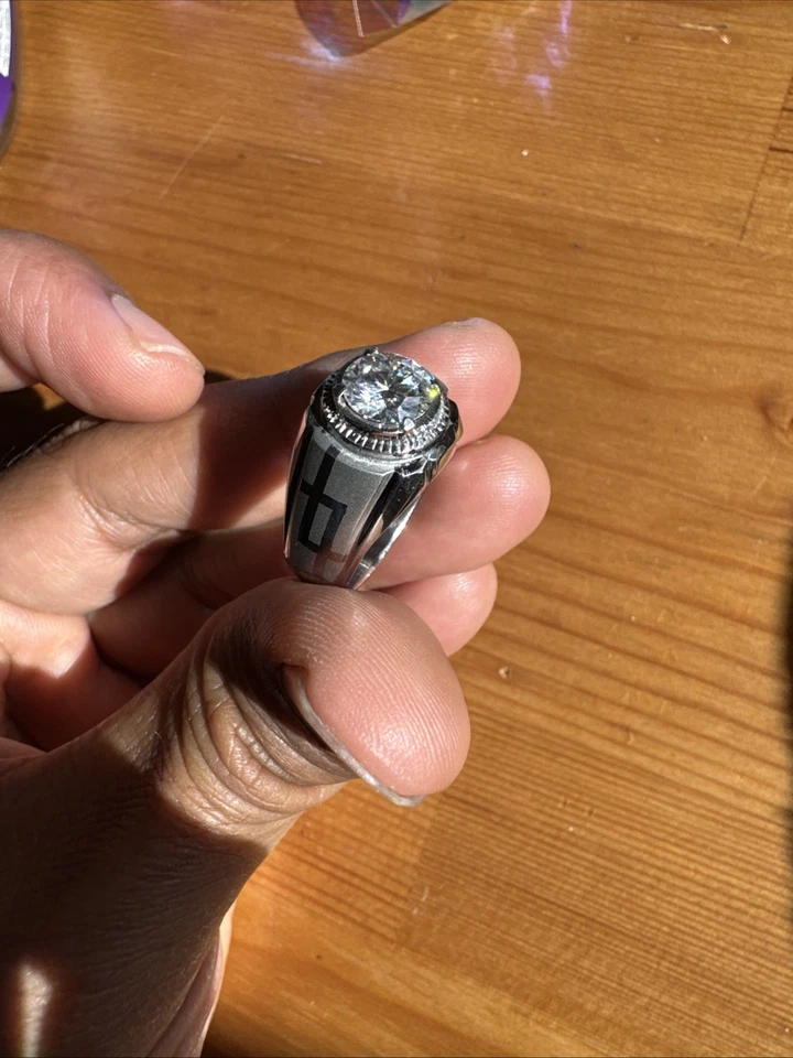 Natural Moissanite With Ring - Image 4 of 4