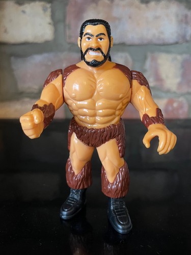Hasbro WWE WWF Wrestling Figure Giant Gonzalez Ser...