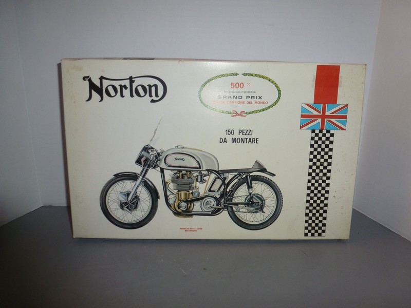 PROTAR 1/9 NORTON 500cc MOTORCYCLE MODEL KIT #109