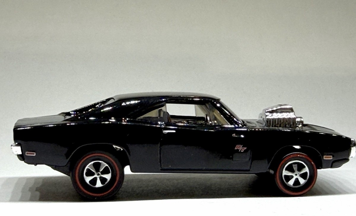 🔥Hot Wheels CUSTOM MADE Black '70 Dodge Charger R/T W/ Redlines