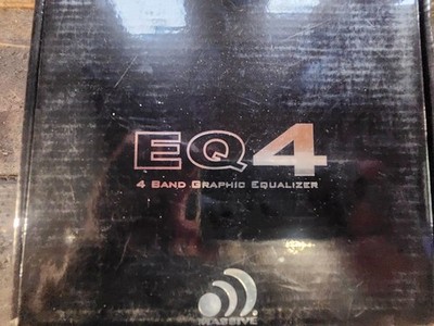 MASSIVE AUDIO EQ4 1/2 DIN IN-DASH 4-BAND CAR GRAPHIC EQ WITH 8V LINE DRIVER EQ-4