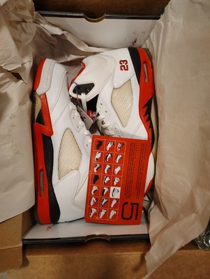 Size 11 -Jordan 5 Retro 2006 Fire  Authentic (Read) Below RARE FIND 2006 