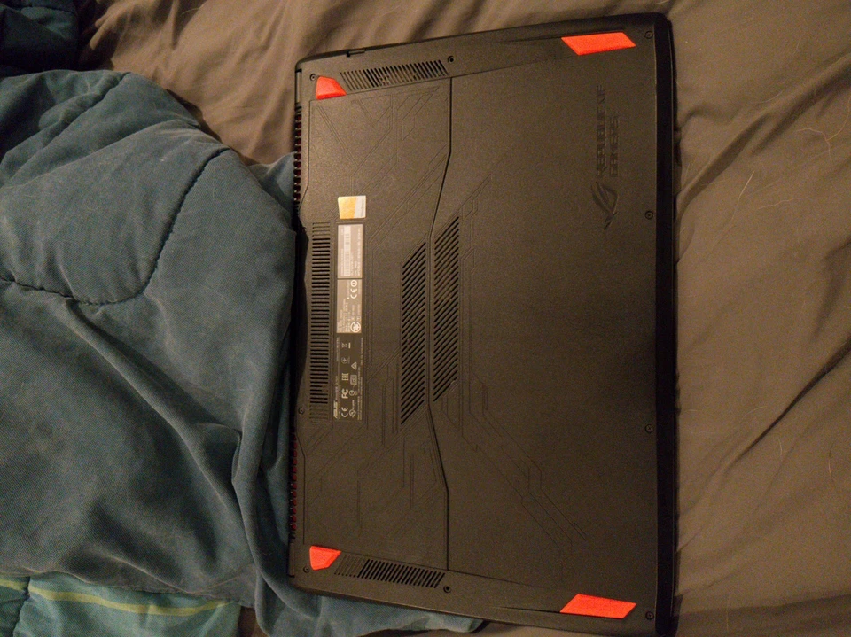 ASUS ROG GL702VM 17.3" Laptop Intel i7-6700HQ 16GB 1TB OS +1TB HDD GTX 1060 - Image 3 of 3