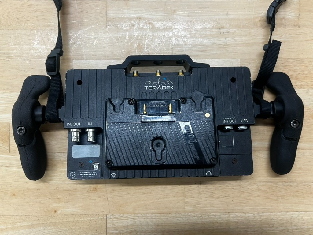 SmallHD 703 Bolt 7