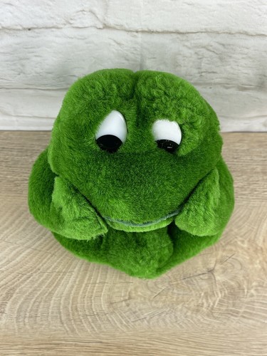 Fiesta 7.5” Frog Plush Sitting Frog Stuffed Animal 1059 - Picture 2 of 8