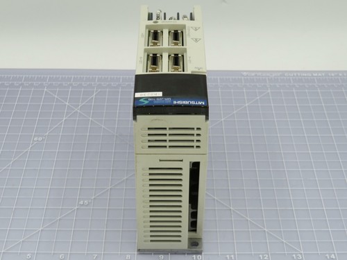 MITSUBISHI MR-J2S-10B-RS238 AC SERVO DRIVER 100W 170V 0-360 HZ 1.1A T189997 - 第 2/6 張圖片