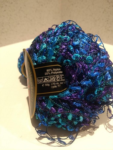 The Collection SRK Yarns -*Ranee*- Lot of 2 (50g) Balls of Ribbon Style Yarn - Picture 4 of 6