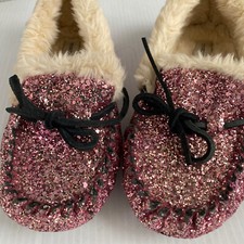 Slipper Size 4 Girls Winter Real Shearling Crewcuts J CREW Pink Glitter Moccasin