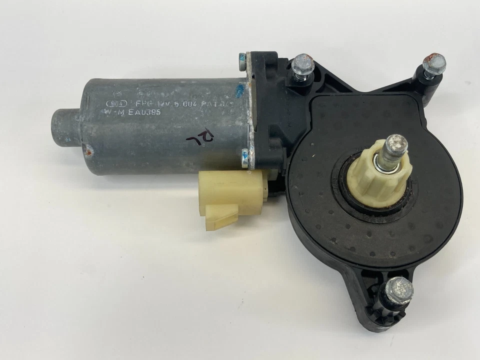 2002 - 2009 年吉姆西特使后左后侧门电源窗电机 6004PA1046 原始设备制造商 — 第 2/4 张图片