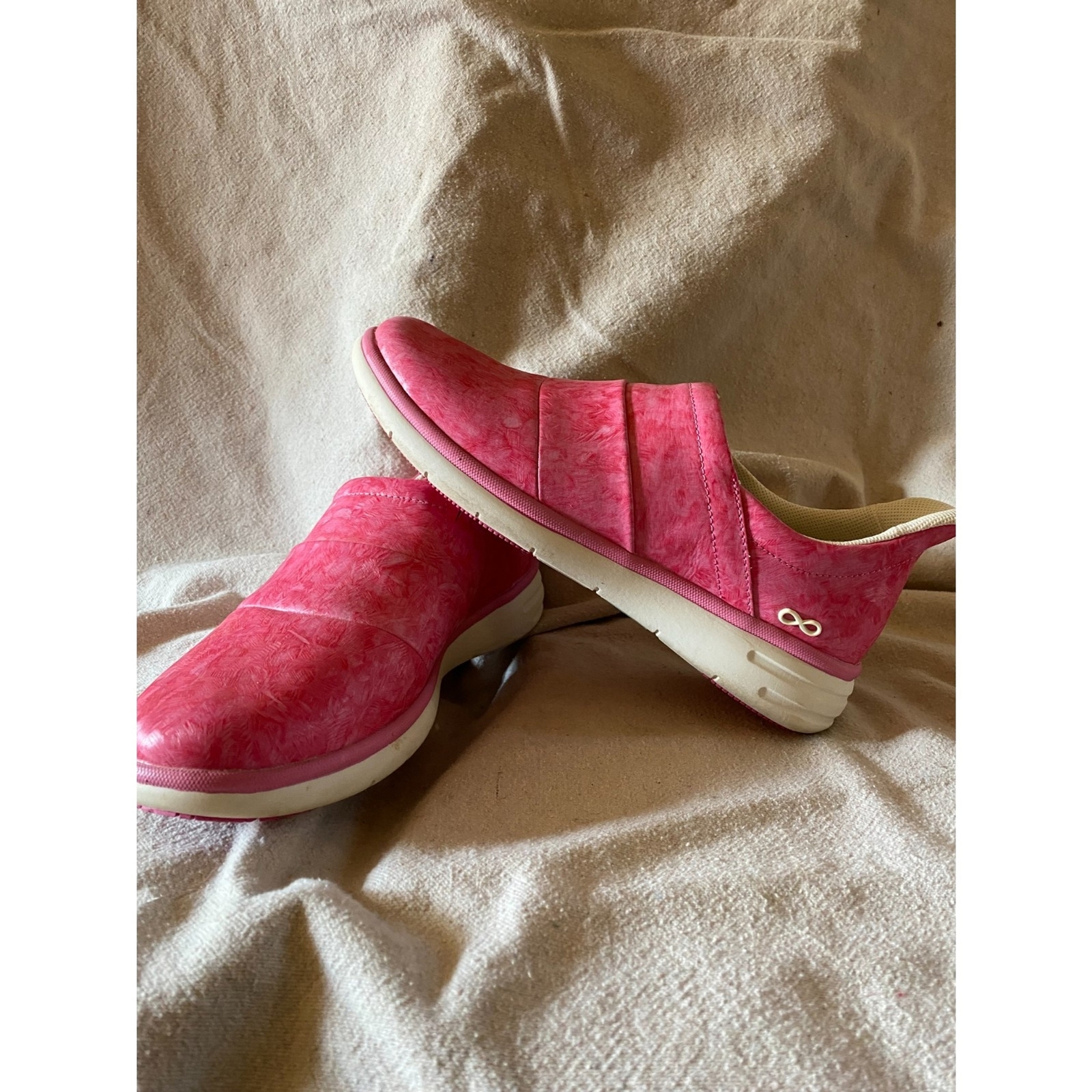 Infinity by Cherokee Uniforms Nurses Shoes Sz 9 Gem