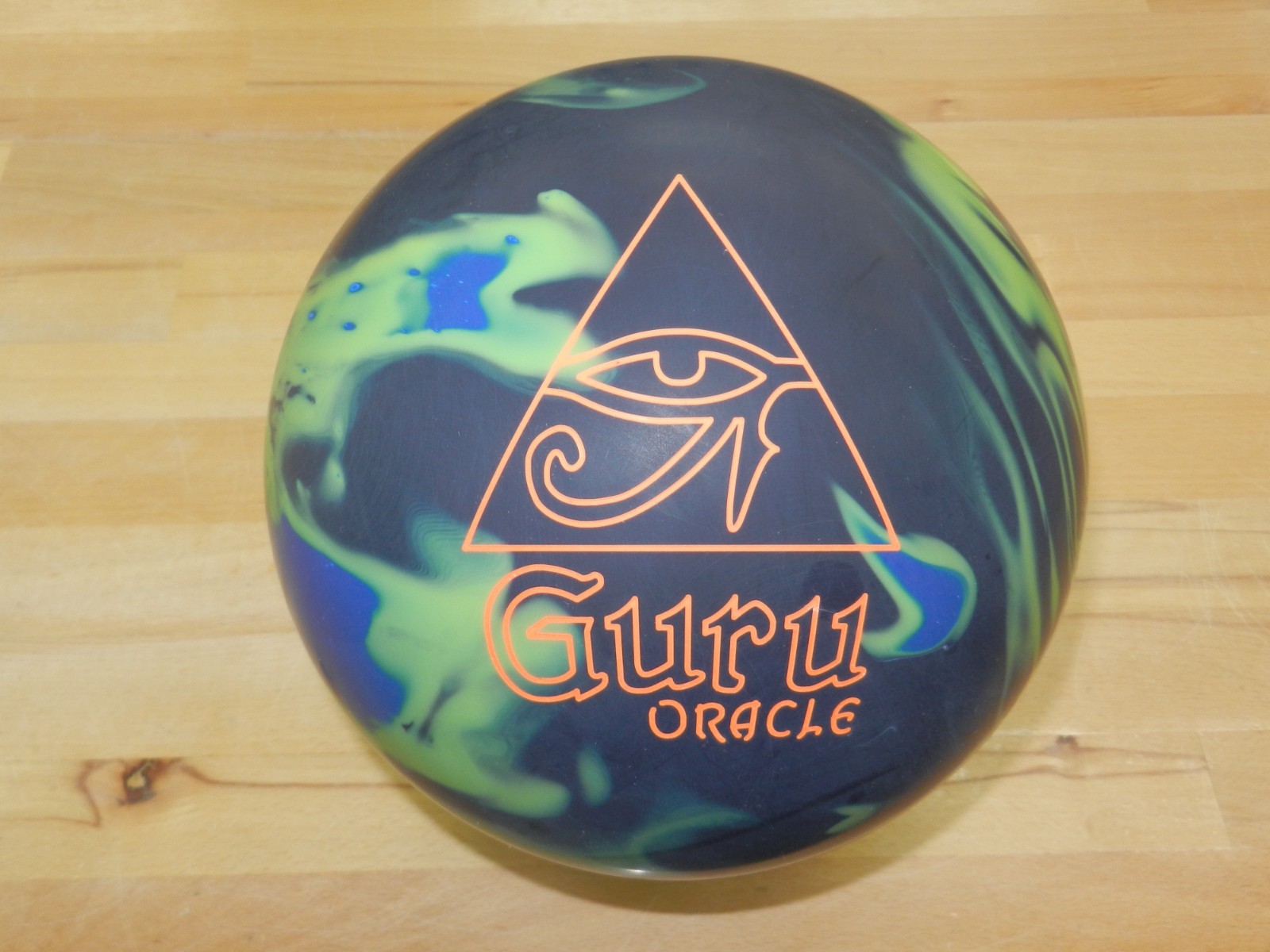 NIB 14# Radical Guru Oracle Bowling Ball 14.1/3-4" Pin/3.30o