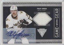 2011-12 Panini Titanium Game-Worn Gear Auto /100 Philip Larsen #27 Auto 0w0l