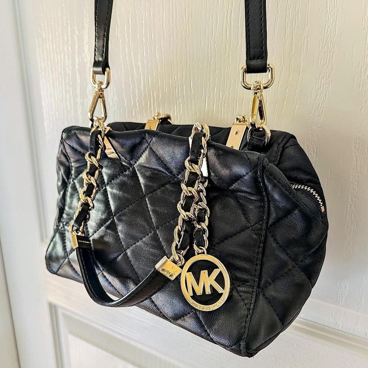 Vintage Y2K Quilted Black Leather Michael Kors Purse With Shiny 