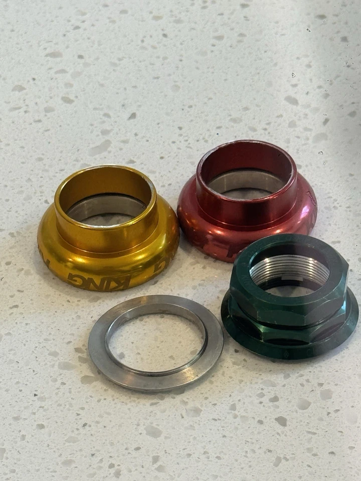 Chris King Gripnut Roscado Externo Copa Auriculares 1" Bicicleta de Carretera MTB “RASTA” Foto 3 de 4