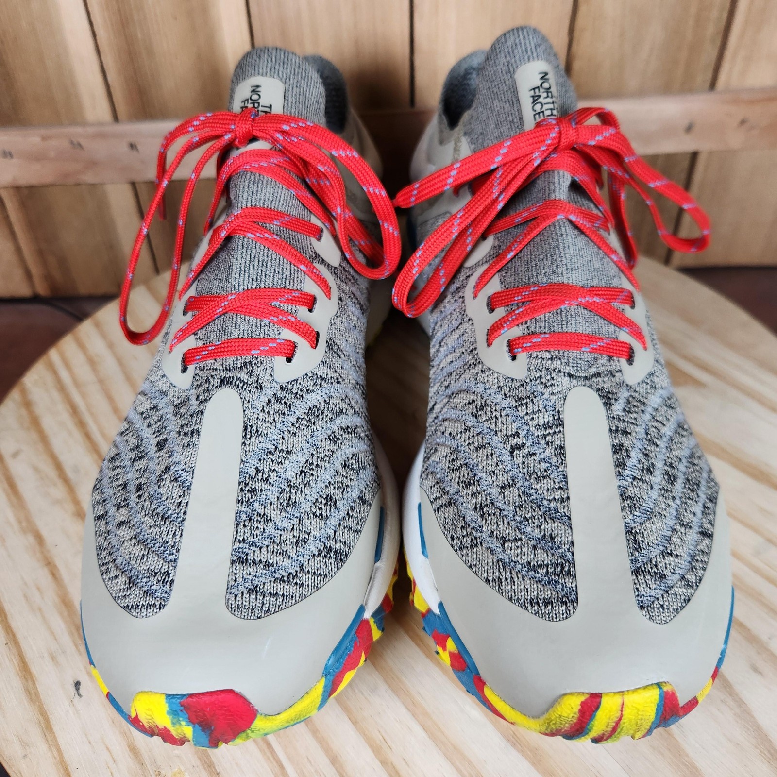 The North Face Vectiv Escape Knit Shoes Mens 11 Multicolor Running Sneakers thumbnail 2