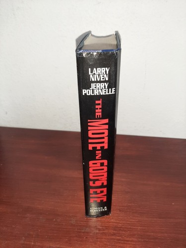 The Mote in God's Eye Larry Niven Jerry Pournelle Hardcover - Picture 2 of 7