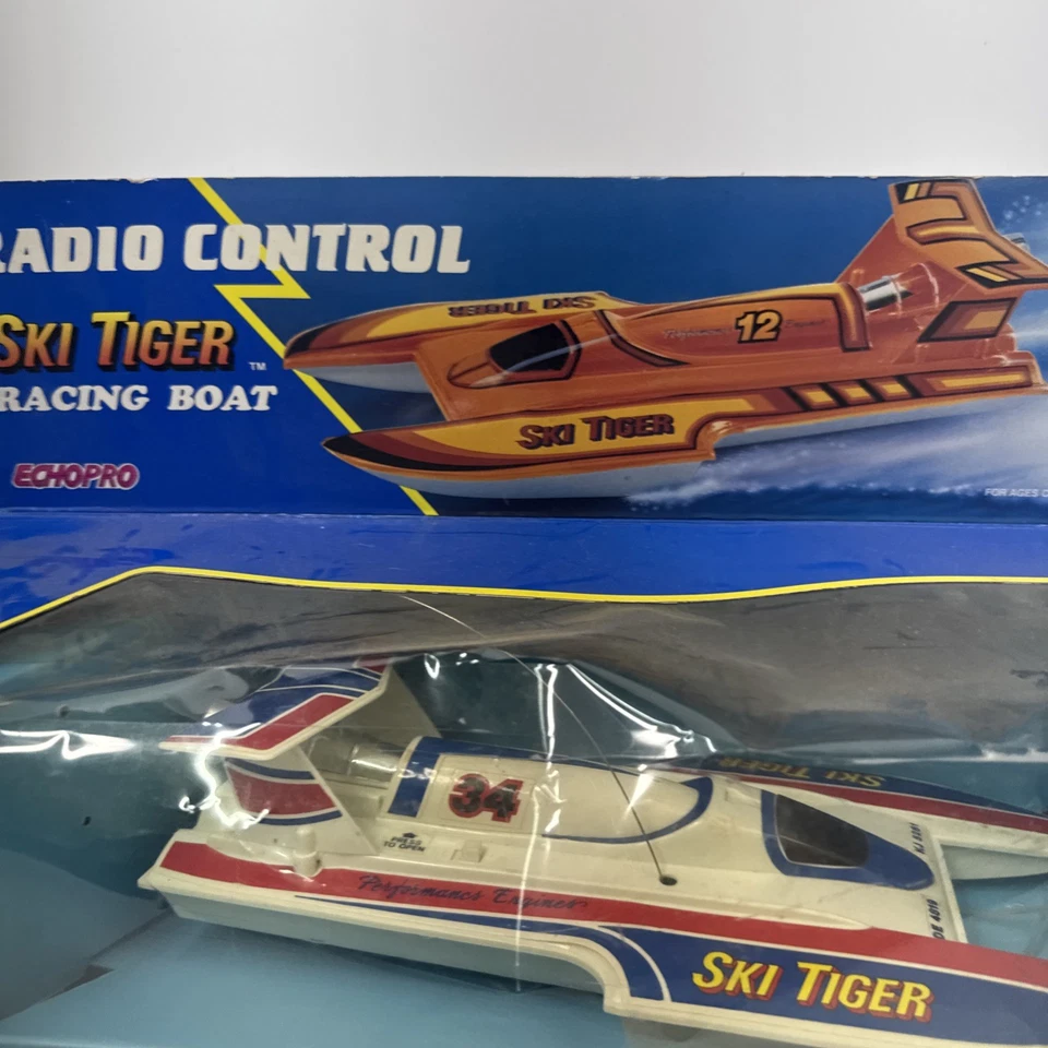 Echopro Ski Tiger Racing Boat RC 49 MHz,   No Remote - Image 4 of 4